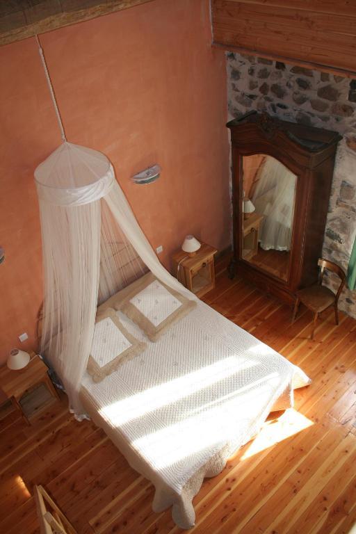 Chambres D'Hotes La Cime Beaujolaise Poule-lès-Écharmeaux Chambre photo